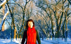 宝宝腿分大一点就不疼了